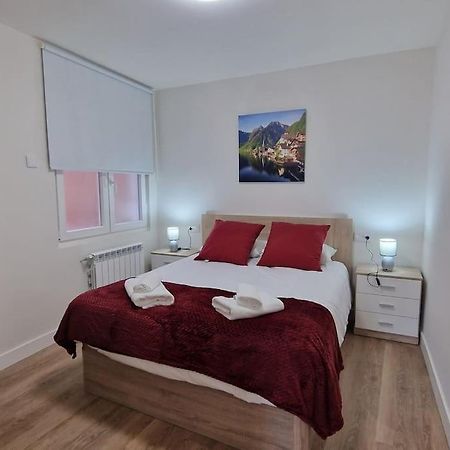 Apartamento Aires De Tineo Oviedo Exteriör bild