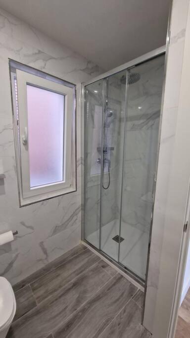 Apartamento Aires De Tineo Oviedo Exteriör bild